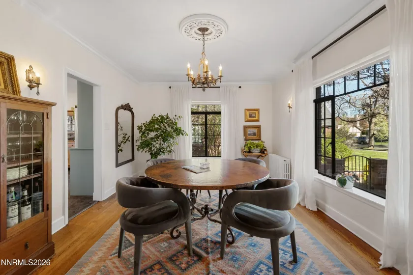 581 Ridge, Reno, Nevada 89501, 4 Bedrooms Bedrooms, ,3 BathroomsBathrooms,Residential,Residential,Ridge,260003678