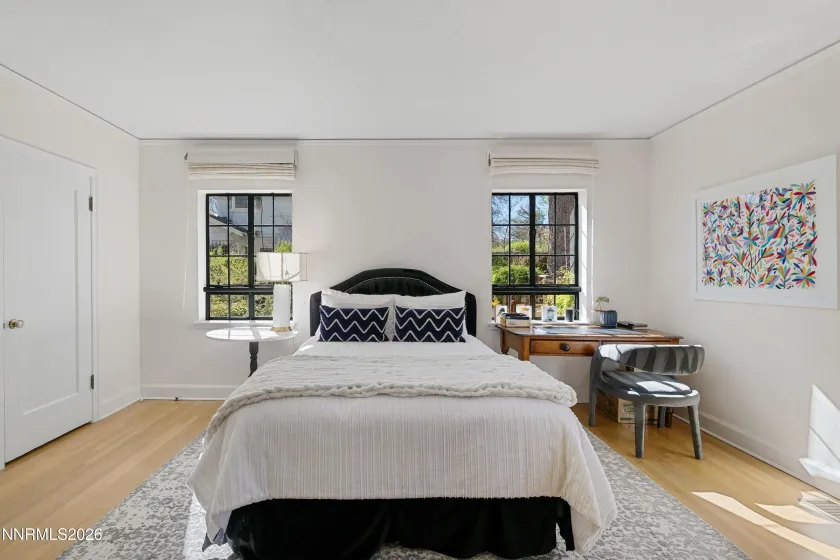 581 Ridge, Reno, Nevada 89501, 4 Bedrooms Bedrooms, ,3 BathroomsBathrooms,Residential,Residential,Ridge,260003678