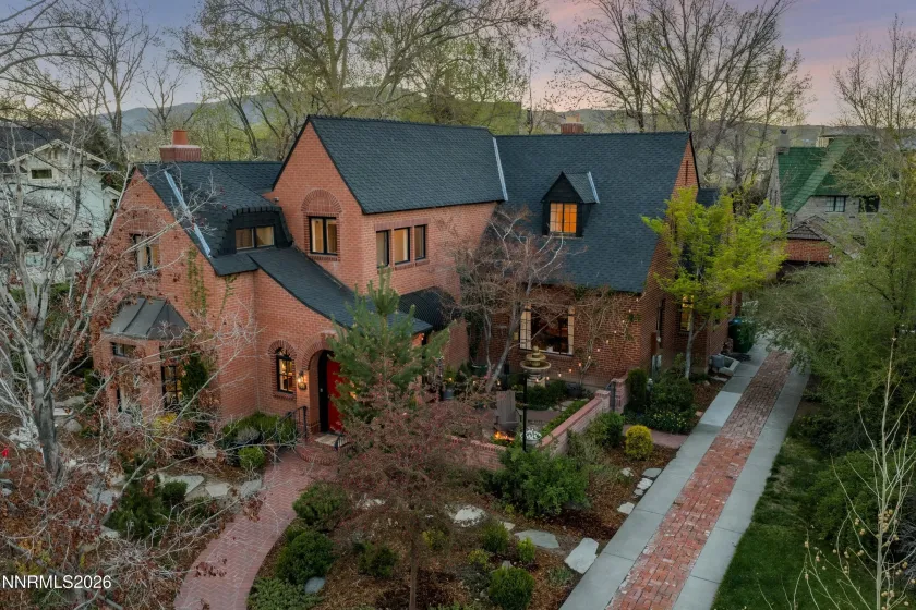 581 Ridge, Reno, Nevada 89501, 4 Bedrooms Bedrooms, ,3 BathroomsBathrooms,Residential,Residential,Ridge,260003678