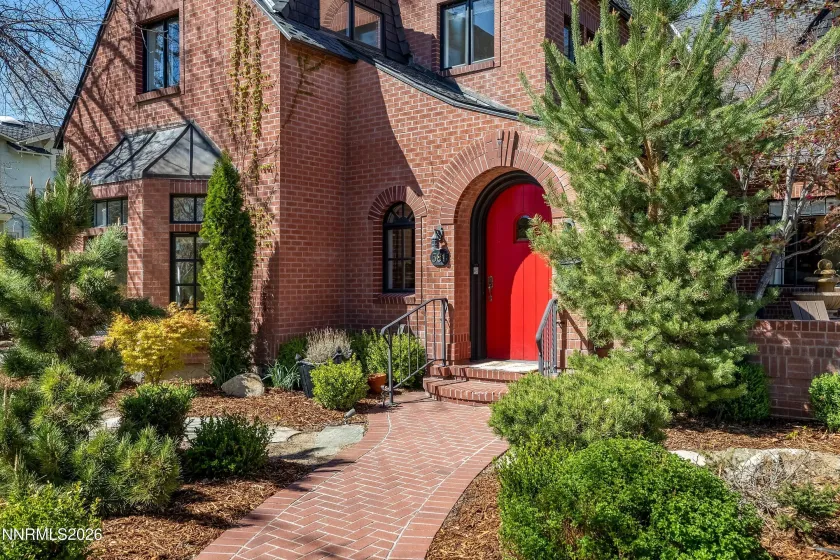 581 Ridge, Reno, Nevada 89501, 4 Bedrooms Bedrooms, ,3 BathroomsBathrooms,Residential,Residential,Ridge,260003678