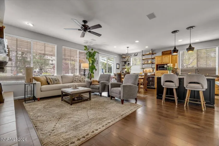 1045 Greenwich, Reno, Nevada 89519, 3 Bedrooms Bedrooms, ,3 BathroomsBathrooms,Residential,Residential,Greenwich,260003685