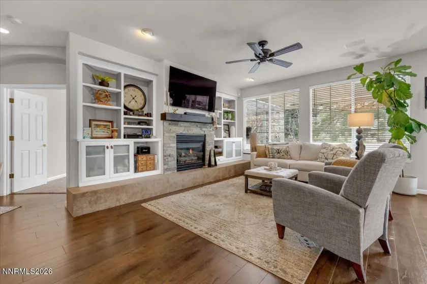 1045 Greenwich, Reno, Nevada 89519, 3 Bedrooms Bedrooms, ,3 BathroomsBathrooms,Residential,Residential,Greenwich,260003685