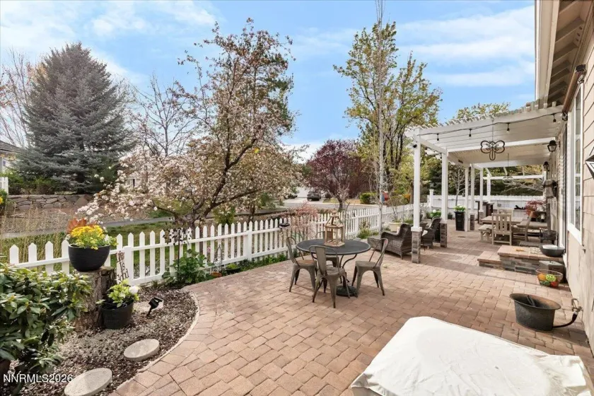 1045 Greenwich, Reno, Nevada 89519, 3 Bedrooms Bedrooms, ,3 BathroomsBathrooms,Residential,Residential,Greenwich,260003685