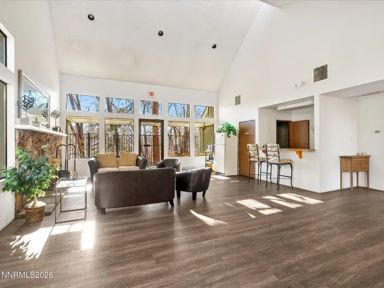 2845 Idlewilld Dr, Reno, Nevada 89509, 2 Bedrooms Bedrooms, ,2 BathroomsBathrooms,Residential,Residential,Idlewilld Dr,260003689