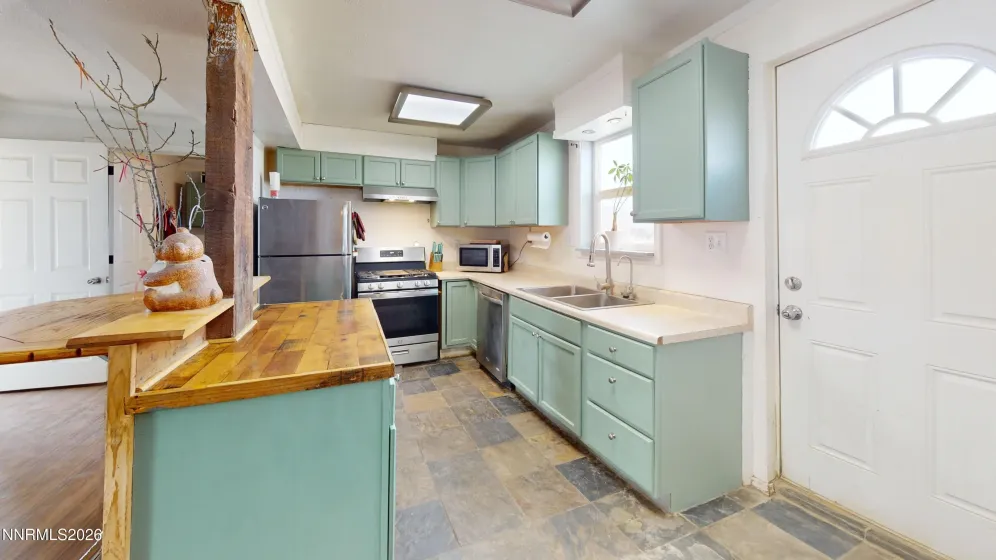 5355 Godchaux, Winnemucca, Nevada 89445, 3 Bedrooms Bedrooms, ,2 BathroomsBathrooms,Residential,Residential,Godchaux,260003692