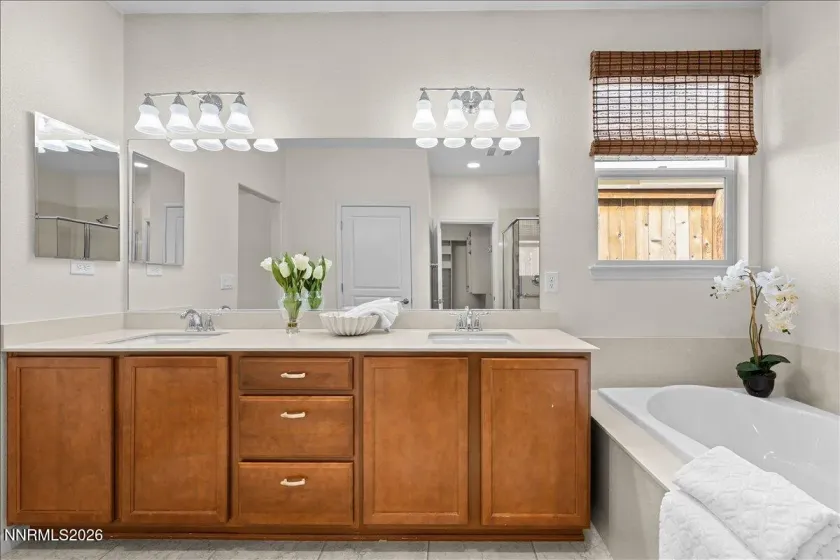 1165 Sugar Creek, Reno, Nevada 89523, 2 Bedrooms Bedrooms, ,2 BathroomsBathrooms,Residential,Residential,Sugar Creek,260003696