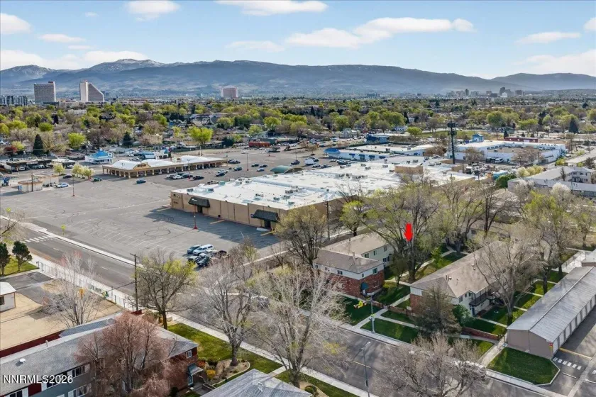 1945 4th, Sparks, Nevada 89431, 2 Bedrooms Bedrooms, ,1 BathroomBathrooms,Residential,Residential,4th,260003697