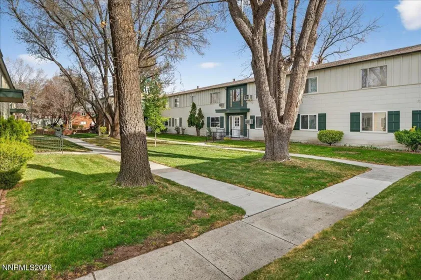 1945 4th, Sparks, Nevada 89431, 2 Bedrooms Bedrooms, ,1 BathroomBathrooms,Residential,Residential,4th,260003697