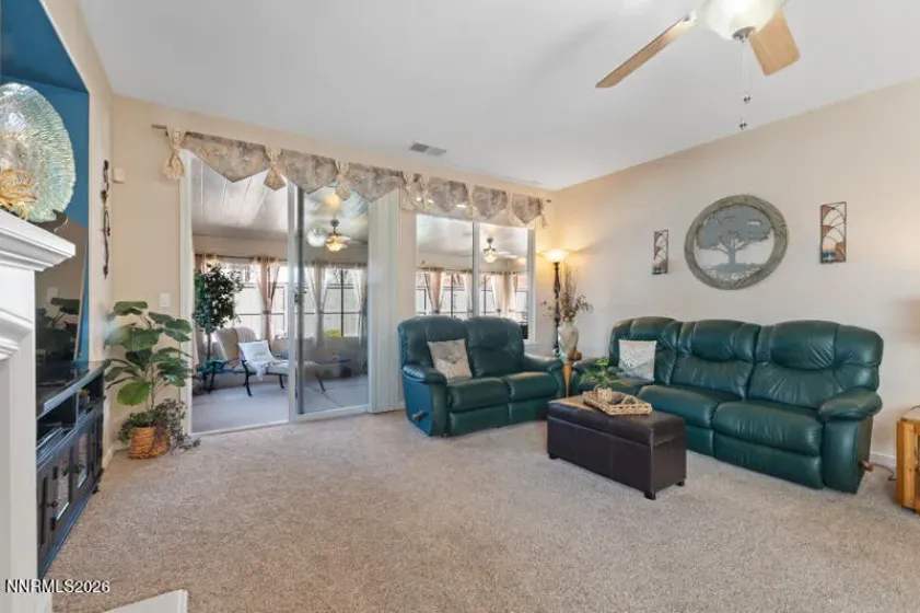 455 Dartmoor, Reno, Nevada 89521, 3 Bedrooms Bedrooms, ,2 BathroomsBathrooms,Residential,Residential,Dartmoor,260003706