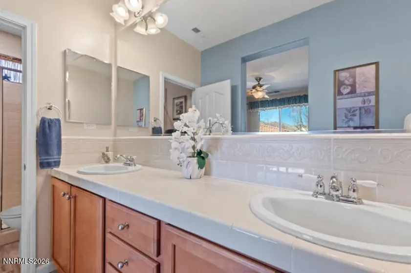 455 Dartmoor, Reno, Nevada 89521, 3 Bedrooms Bedrooms, ,2 BathroomsBathrooms,Residential,Residential,Dartmoor,260003706