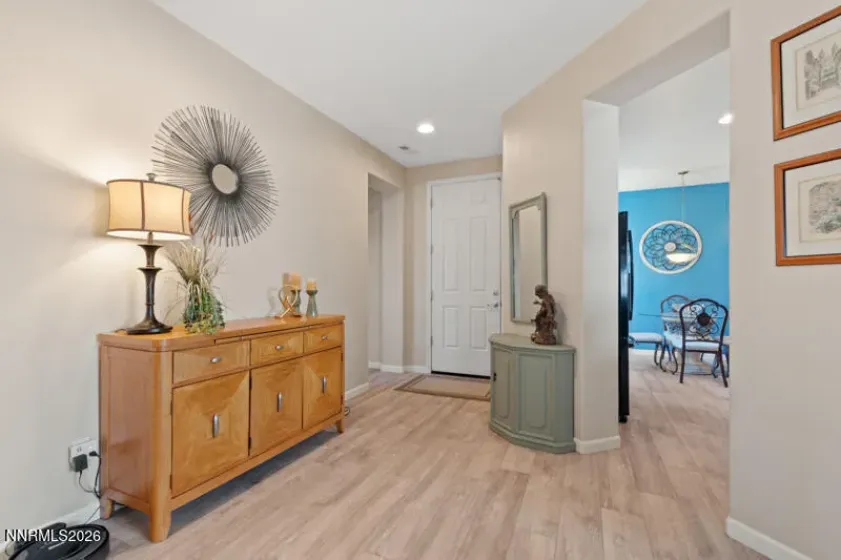 455 Dartmoor, Reno, Nevada 89521, 3 Bedrooms Bedrooms, ,2 BathroomsBathrooms,Residential,Residential,Dartmoor,260003706