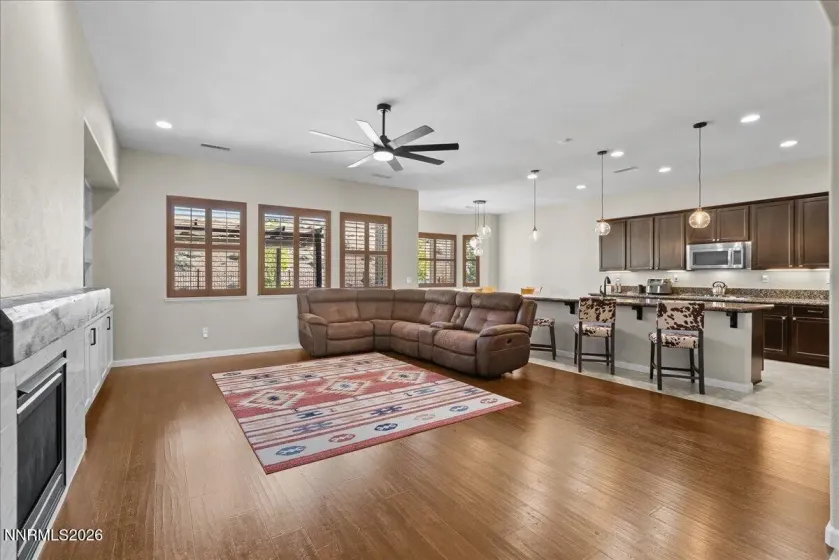 7939 Orange Plains, Sparks, Nevada 89436, 4 Bedrooms Bedrooms, ,3 BathroomsBathrooms,Residential,Residential,Orange Plains,260003709