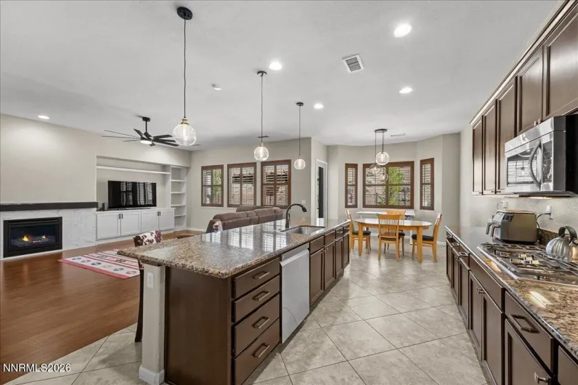 7939 Orange Plains, Sparks, Nevada 89436, 4 Bedrooms Bedrooms, ,3 BathroomsBathrooms,Residential,Residential,Orange Plains,260003709