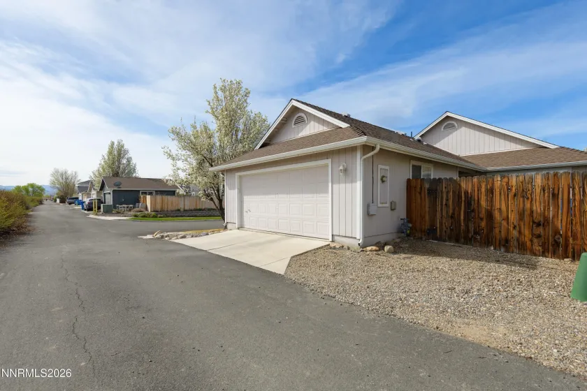 1349 Mountain Ash, Gardnerville, Nevada 89410, 3 Bedrooms Bedrooms, ,2 BathroomsBathrooms,Residential,Residential,Mountain Ash,260003712