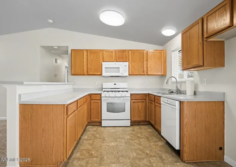 422 Bramble, Fernley, Nevada 89408, 3 Bedrooms Bedrooms, ,2 BathroomsBathrooms,Residential,Residential,Bramble,260003714