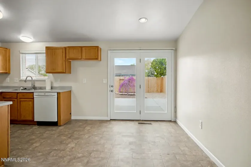 422 Bramble, Fernley, Nevada 89408, 3 Bedrooms Bedrooms, ,2 BathroomsBathrooms,Residential,Residential,Bramble,260003714