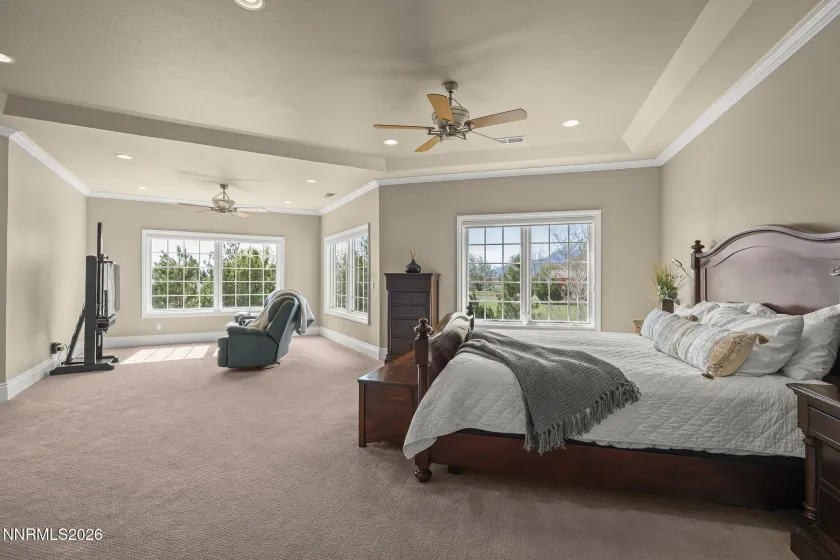 Upstair primary bedroom