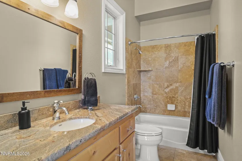 Downstairs bedroom ensuite