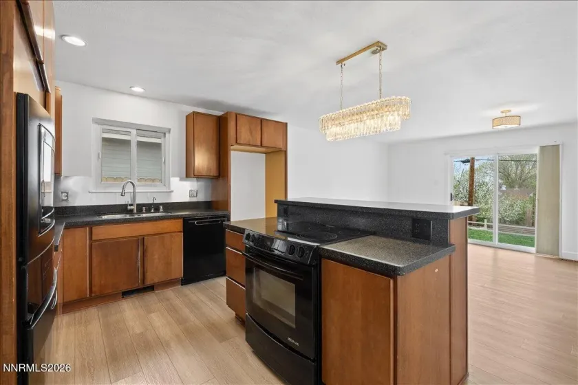 3325 Kings Row, Reno, Nevada 89503, 3 Bedrooms Bedrooms, ,2 BathroomsBathrooms,Residential,Residential,Kings Row,260003717