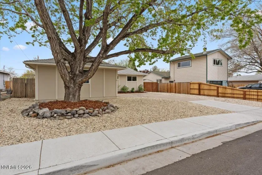3325 Kings Row, Reno, Nevada 89503, 3 Bedrooms Bedrooms, ,2 BathroomsBathrooms,Residential,Residential,Kings Row,260003717
