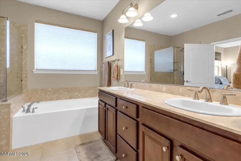 1870 Culiacan Pass, Reno, Nevada 89521, 4 Bedrooms Bedrooms, ,3 BathroomsBathrooms,Residential,Residential,Culiacan Pass,260003720