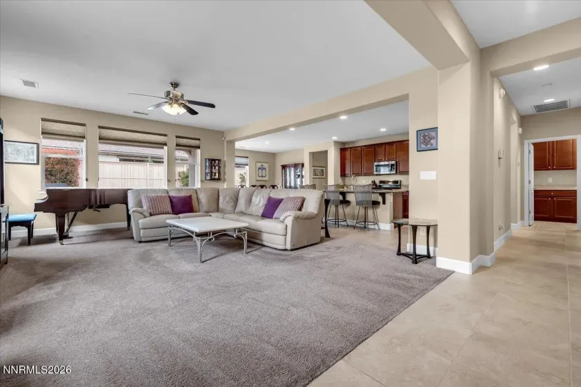 1870 Culiacan Pass, Reno, Nevada 89521, 4 Bedrooms Bedrooms, ,3 BathroomsBathrooms,Residential,Residential,Culiacan Pass,260003720