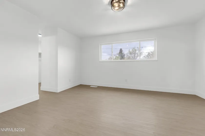 2560 Valmar, Reno, Nevada 89503, 3 Bedrooms Bedrooms, ,3 BathroomsBathrooms,Residential,Residential,Valmar,260003721