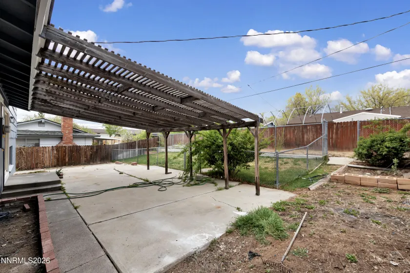 2560 Valmar, Reno, Nevada 89503, 3 Bedrooms Bedrooms, ,3 BathroomsBathrooms,Residential,Residential,Valmar,260003721