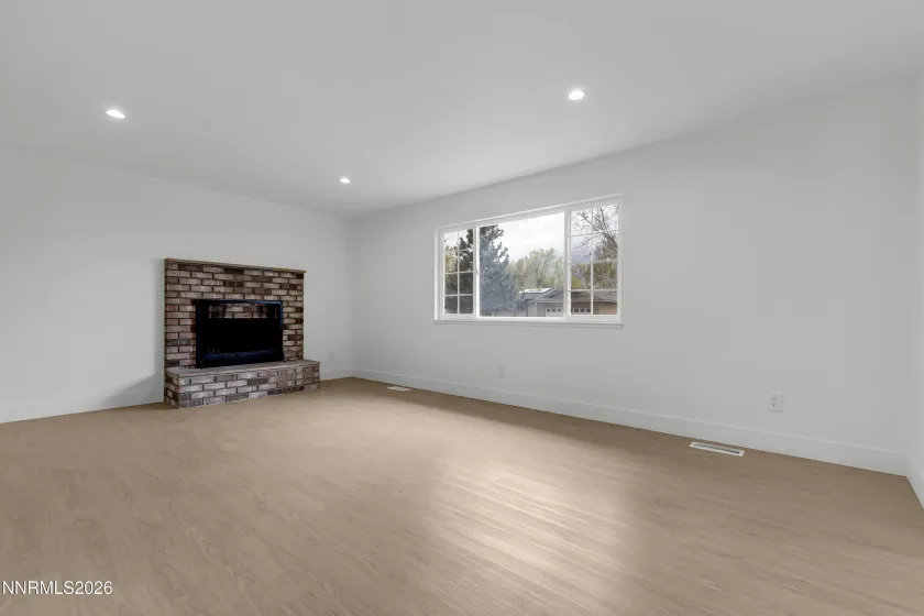 2560 Valmar, Reno, Nevada 89503, 3 Bedrooms Bedrooms, ,3 BathroomsBathrooms,Residential,Residential,Valmar,260003721