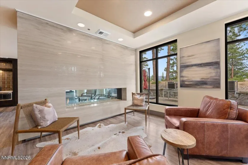 HOA Amenity - Owner's Lounge