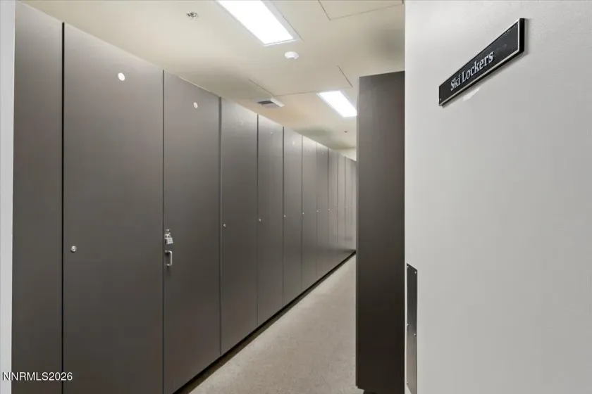 HOA Amenity - Ski Lockers