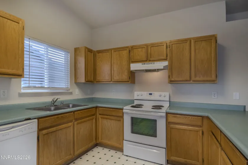 430 Bramble, Fernley, Nevada 89408, 3 Bedrooms Bedrooms, ,2 BathroomsBathrooms,Residential,Residential,Bramble,260003728