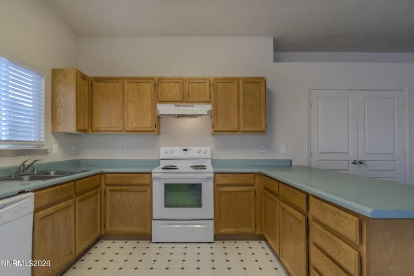 430 Bramble, Fernley, Nevada 89408, 3 Bedrooms Bedrooms, ,2 BathroomsBathrooms,Residential,Residential,Bramble,260003728