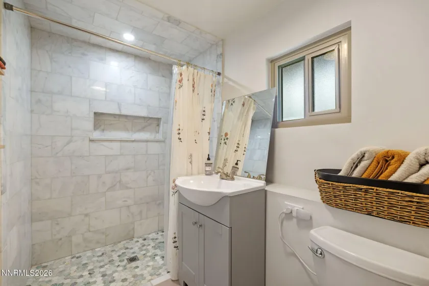 20980 Eaton, Reno, Nevada 89521, 4 Bedrooms Bedrooms, ,3 BathroomsBathrooms,Residential,Residential,Eaton,260003730