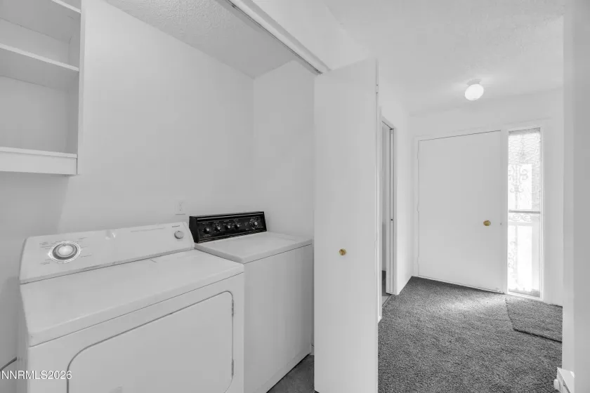 577 Smithridge, Reno, Nevada 89502, 2 Bedrooms Bedrooms, ,2 BathroomsBathrooms,Residential,Residential,Smithridge,260002795