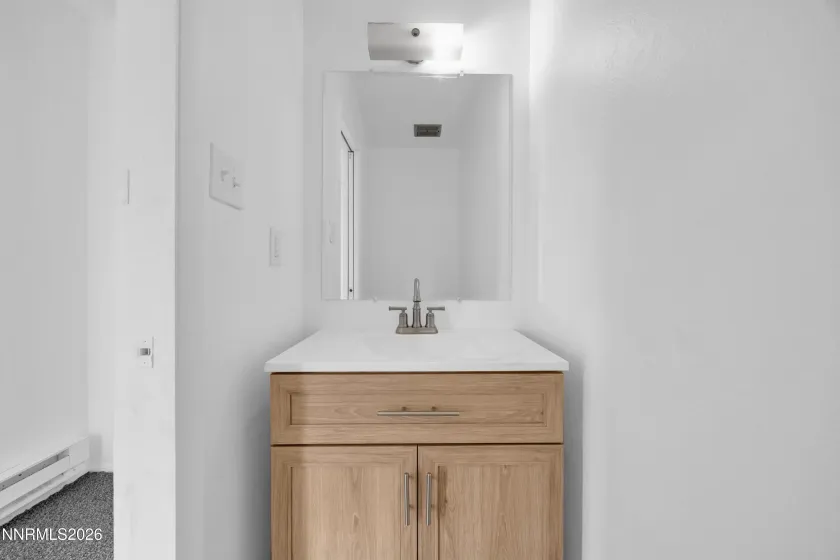 577 Smithridge, Reno, Nevada 89502, 2 Bedrooms Bedrooms, ,2 BathroomsBathrooms,Residential,Residential,Smithridge,260002795