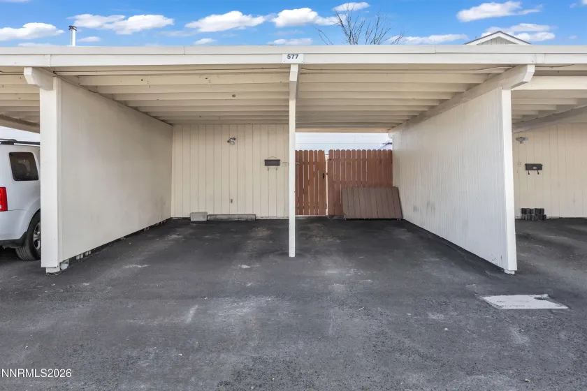 577 Smithridge, Reno, Nevada 89502, 2 Bedrooms Bedrooms, ,2 BathroomsBathrooms,Residential,Residential,Smithridge,260002795