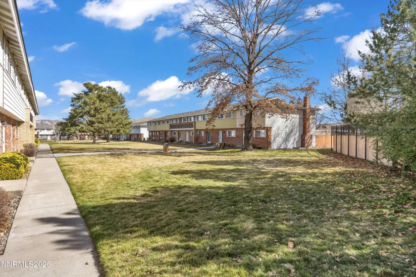 577 Smithridge, Reno, Nevada 89502, 2 Bedrooms Bedrooms, ,2 BathroomsBathrooms,Residential,Residential,Smithridge,260002795