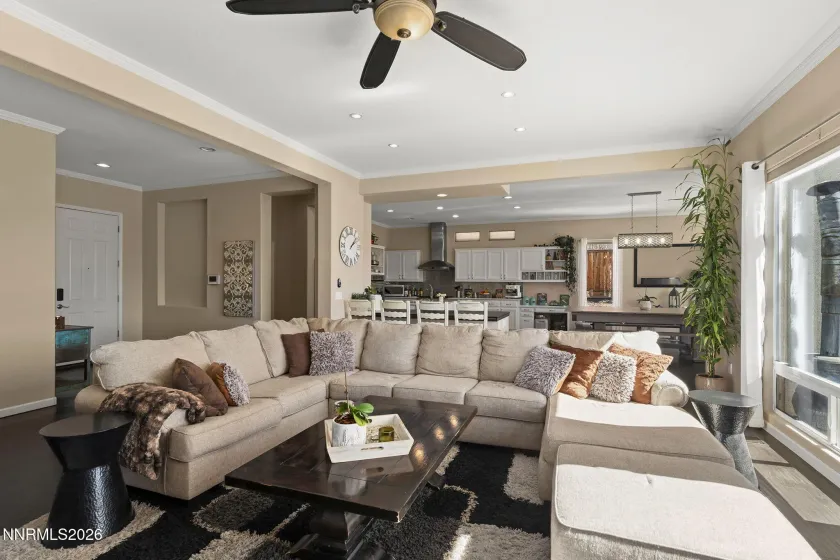 2485 Firenze, Sparks, Nevada 89434, 4 Bedrooms Bedrooms, ,4 BathroomsBathrooms,Residential,Residential,Firenze,260002760