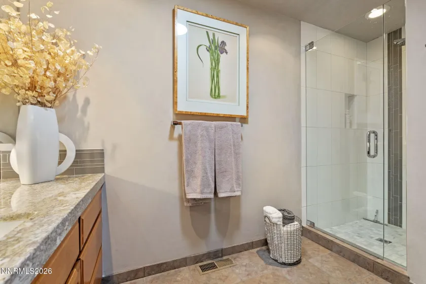 1425 Copper, Reno, Nevada 89519, 2 Bedrooms Bedrooms, ,3 BathroomsBathrooms,Residential,Residential,Copper,260003733