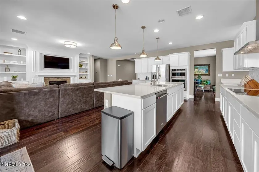 1697 Crescent Pointe, Reno, Nevada 89523, 4 Bedrooms Bedrooms, ,4 BathroomsBathrooms,Residential,Residential,Crescent Pointe,260003737