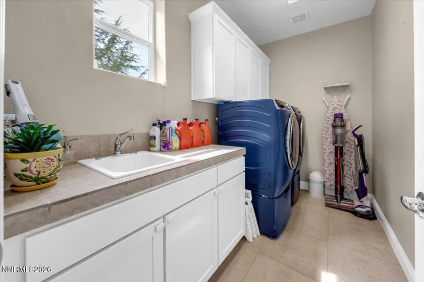 1697 Crescent Pointe, Reno, Nevada 89523, 4 Bedrooms Bedrooms, ,4 BathroomsBathrooms,Residential,Residential,Crescent Pointe,260003737