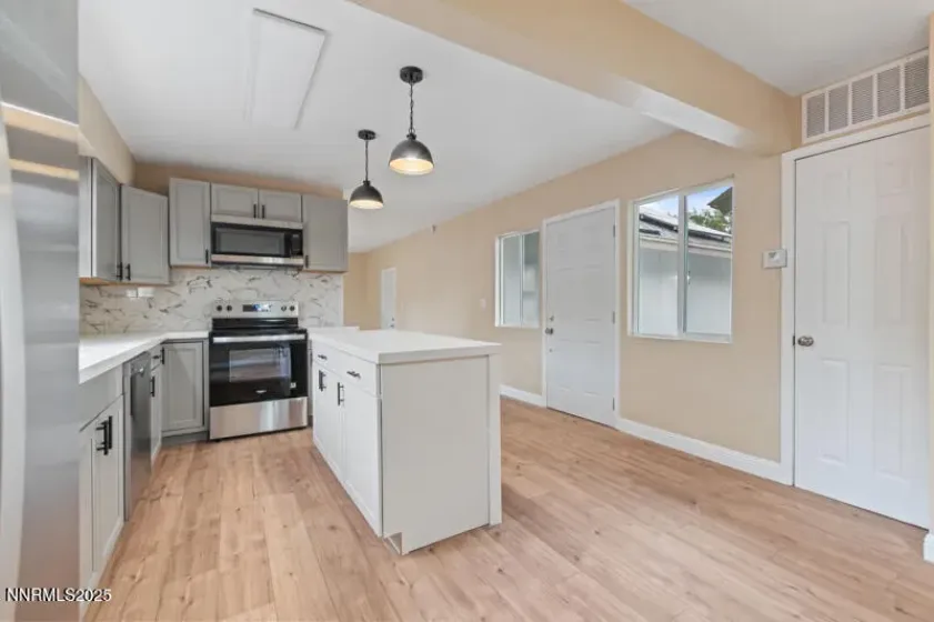 1655 Byrd, Sparks, Nevada 89431, 3 Bedrooms Bedrooms, ,2 BathroomsBathrooms,Residential,Residential,Byrd,260003134