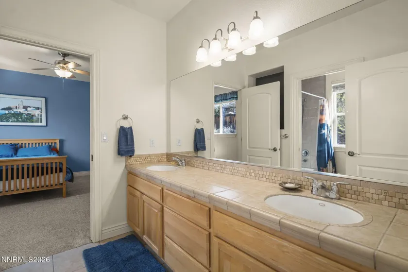 12635 Silver Wolf, Reno, Nevada 89511, 4 Bedrooms Bedrooms, ,3 BathroomsBathrooms,Residential,Residential,Silver Wolf,260003738