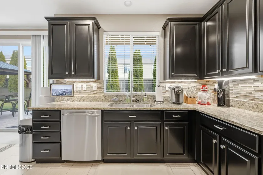 7120 High Hill, Sparks, Nevada 89436, 4 Bedrooms Bedrooms, ,3 BathroomsBathrooms,Residential,Residential,High Hill,260003740