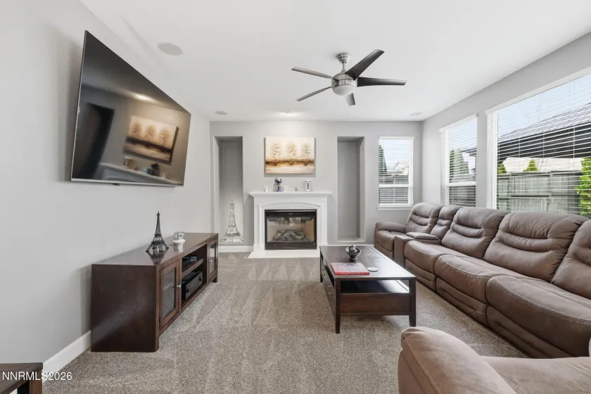 7120 High Hill, Sparks, Nevada 89436, 4 Bedrooms Bedrooms, ,3 BathroomsBathrooms,Residential,Residential,High Hill,260003740