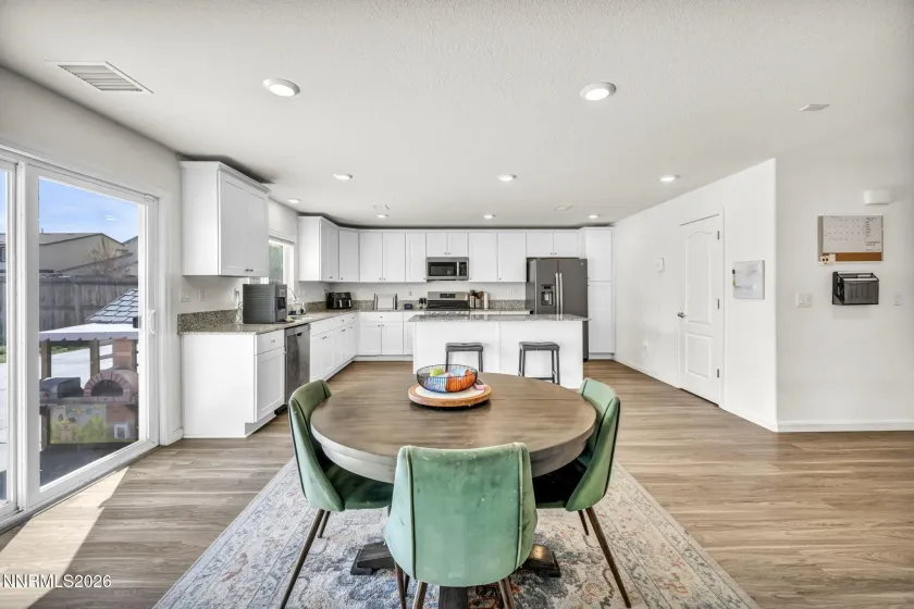 8982 Wolf River, Reno, Nevada 89506, 4 Bedrooms Bedrooms, ,3 BathroomsBathrooms,Residential,Residential,Wolf River,260003743