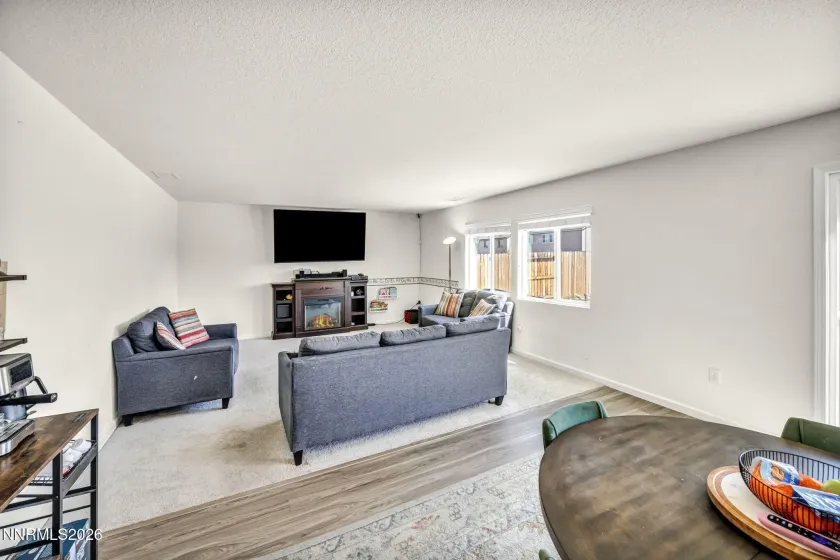 8982 Wolf River, Reno, Nevada 89506, 4 Bedrooms Bedrooms, ,3 BathroomsBathrooms,Residential,Residential,Wolf River,260003743