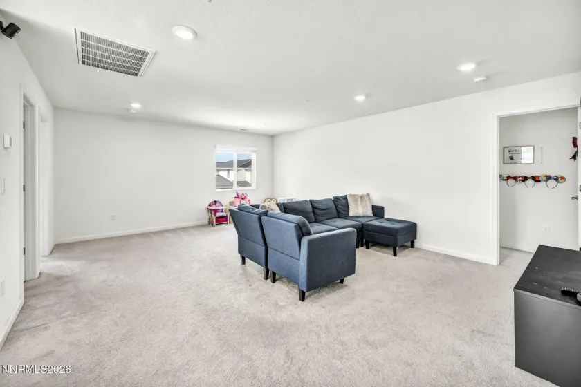 8982 Wolf River, Reno, Nevada 89506, 4 Bedrooms Bedrooms, ,3 BathroomsBathrooms,Residential,Residential,Wolf River,260003743