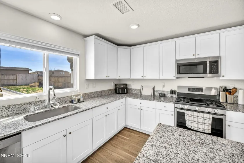 8982 Wolf River, Reno, Nevada 89506, 4 Bedrooms Bedrooms, ,3 BathroomsBathrooms,Residential,Residential,Wolf River,260003743